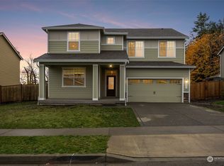 935 Bondgard Ave E, Enumclaw, WA 98022