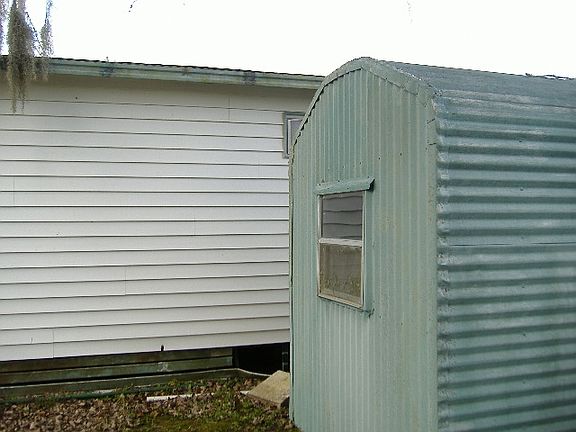 4th image of 242 Ken Ave