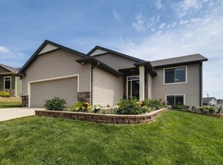 6256 Mallard Dr NW, Rochester, MN 55901