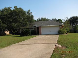 7211 Frankfort St, Navarre, FL 32566