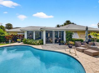 30 Spanish River Dr, Ocean Ridge, FL 33435