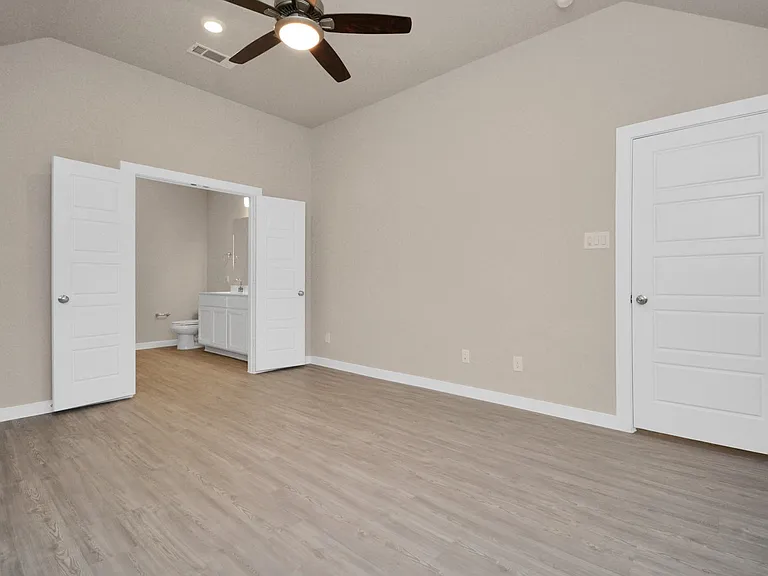2734 San Bernard Dr — Photo 20