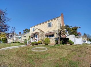 501 Riverside Dr, Elizabeth, NJ 07208