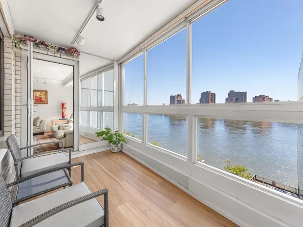 530 East 72nd Street image 1 of 21