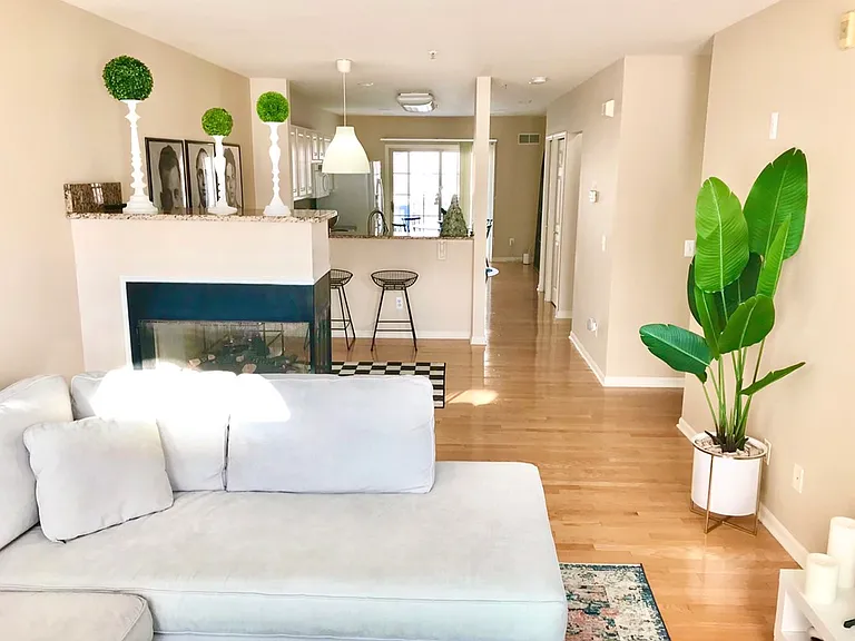 3257 Newbury Pl #20 — Photo 5