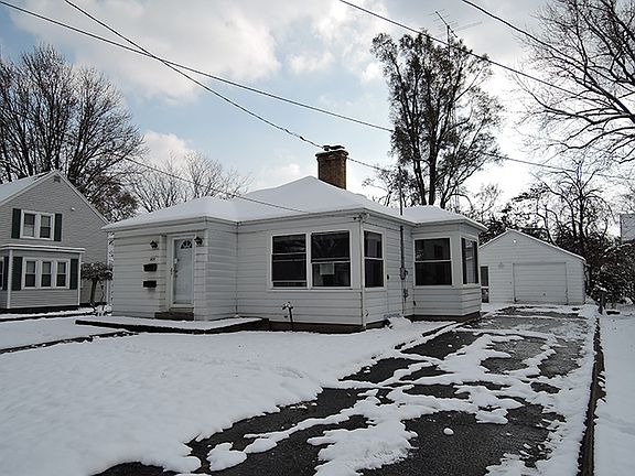 3rd image of 1404 Kingston Ave