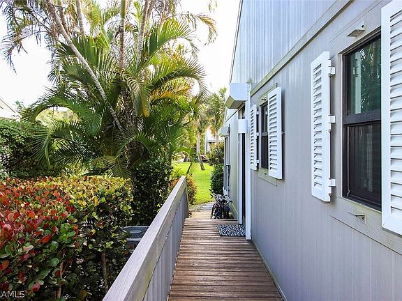 2nd image of 732 Donax St #7