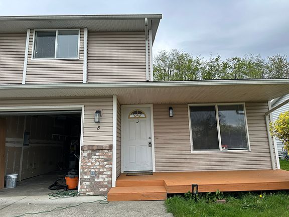 4th image of 5525 67th Ave NE #B