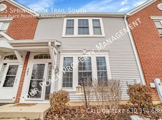 285 Springbrook Trl S, Oswego, IL 60543