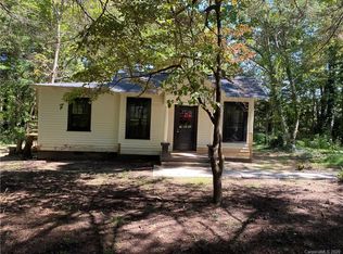 248 Markley Dr, Flat Rock, NC 28731