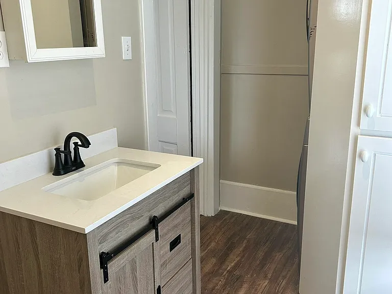 3419 Avenue N #1 — Photo 11