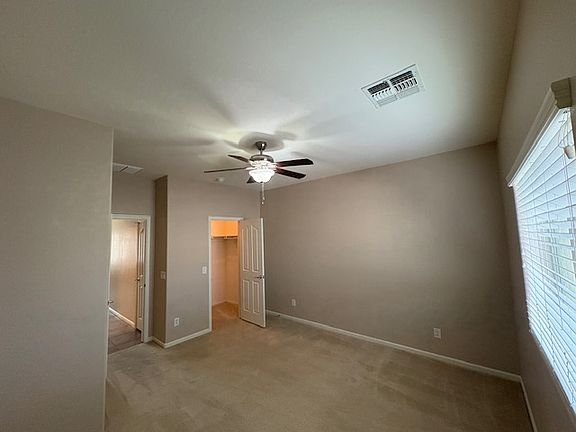 4th image of 1577 E Melrose Dr