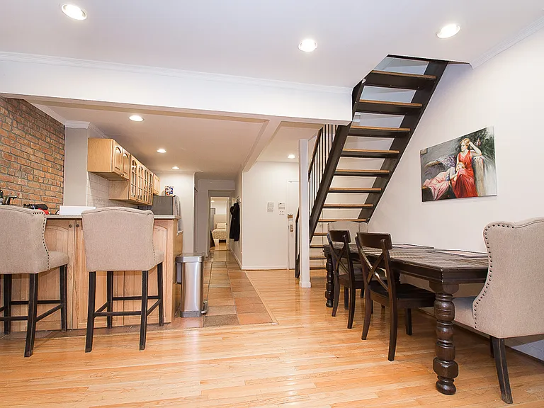 208 E 73rd St #4E — Photo 1