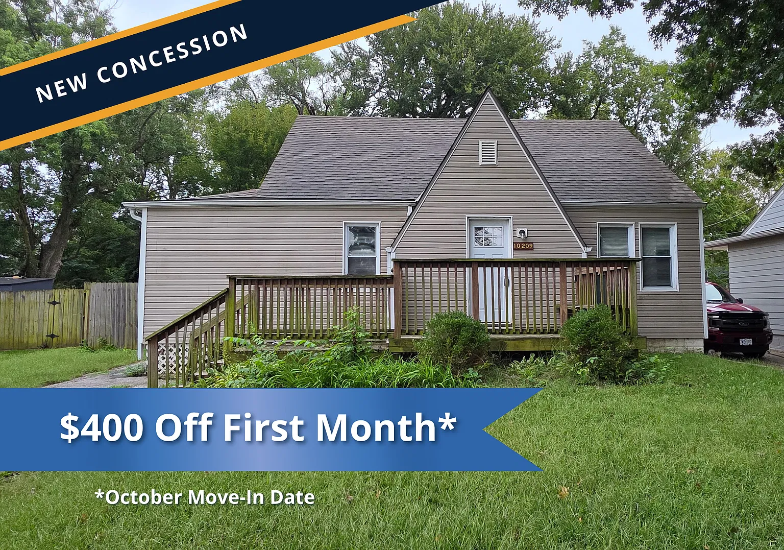 $400 OFF First Month! 3-Bedroom, 1.5 Bath Single Family for Rent in Raytown, MO | Attached Garage... — Photo 1