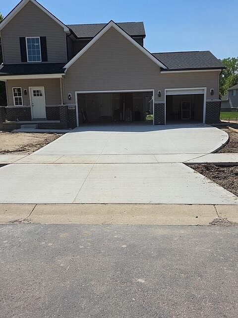 1st image of 30815 Lower Ridge Dr