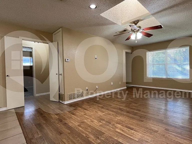14506 Ablon Dr — Photo 11
