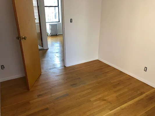 Rented by GreenVill Real Estate LLC | media 23