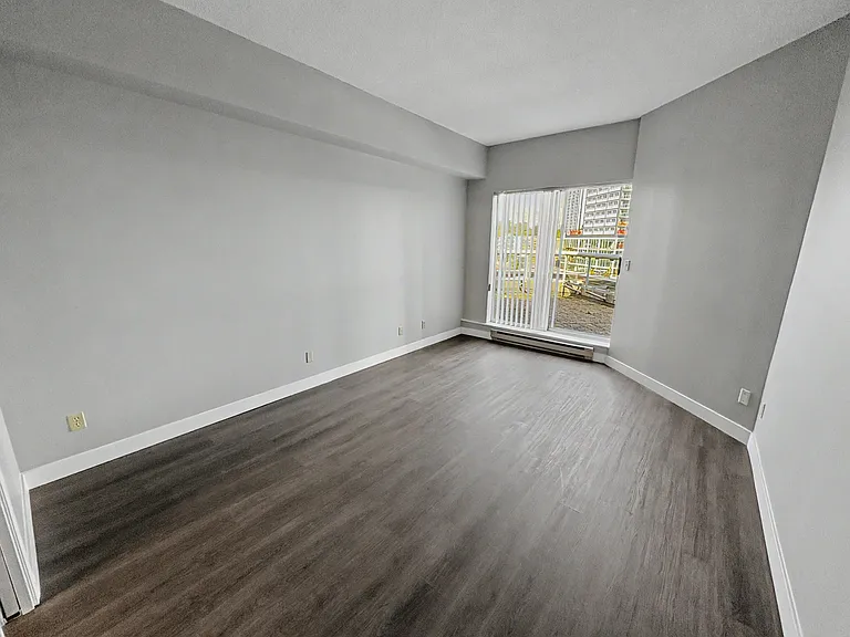 5733 Cambie St — Photo 5