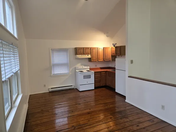 121 South Ave, Poughkeepsie, NY 12601