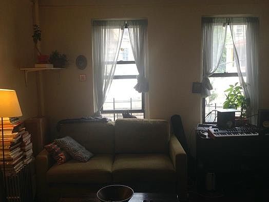 2nd image of 808 Park Pl APT 1A