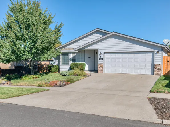 3318 NE Hoona Dr, Bend, OR 97701