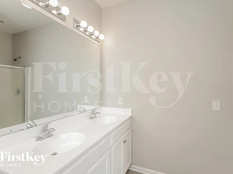 4017 Eastford Ct — Photo 9