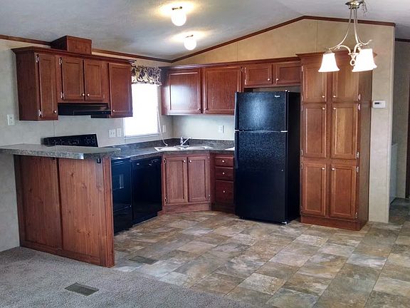 Kitchen with Appliances