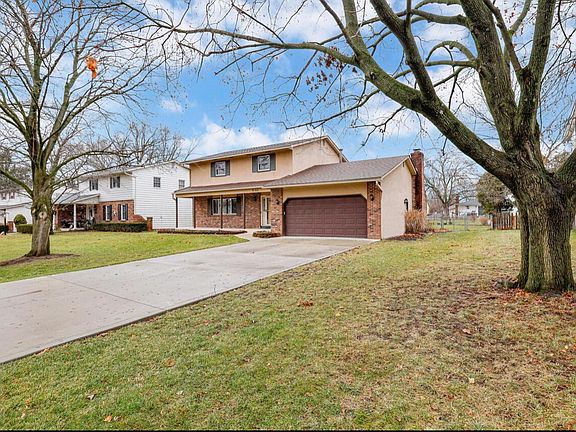 5th image of 6162 Meadow Wood Ln