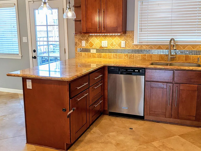 2418 Villanova Rd — Photo 8