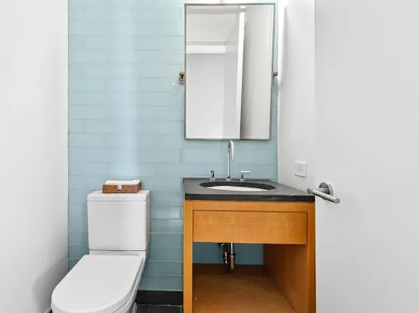 310 West 52nd Street image 6 of 10