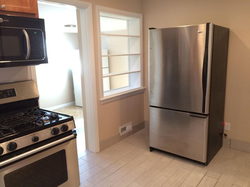 Stainless steel appliances in kitchen