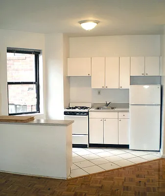 Rented by City Connections Realty | media 23