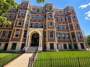 394 Riverway APT 10, Boston, MA 02115