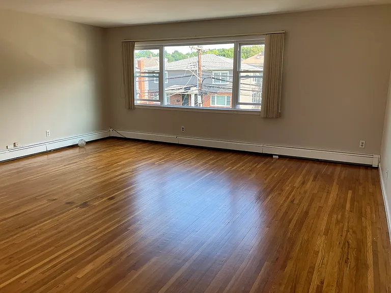 507 Main St — Photo 3
