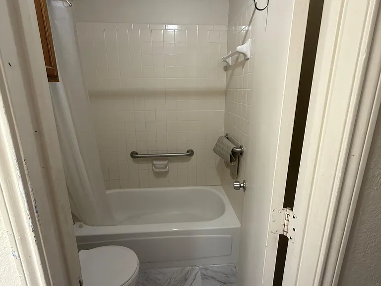 6408 Brookhaven Trl — Photo 5