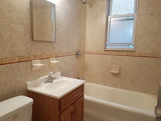 Rented by Aamen Realty | media 10