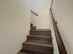 25 Washington St