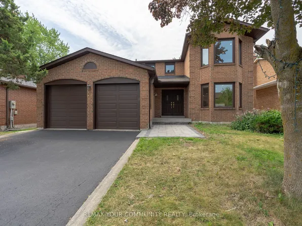 27 Houseman Cres, Richmond Hill, ON L4C 7S3