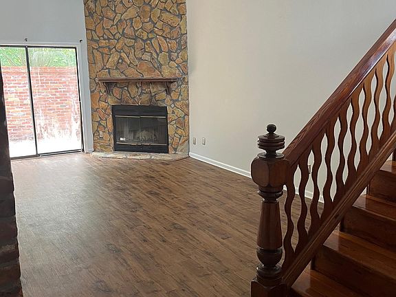 3rd image of 1580 Us Highway 19 S APT 18