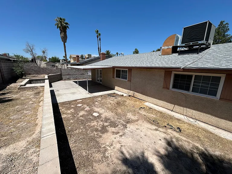 3979 Avonwood Ave — Photo 22