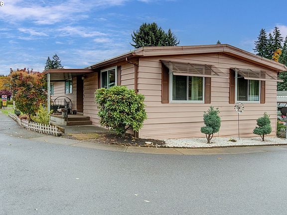 3rd image of 17655 Bluff Rd Unit 65