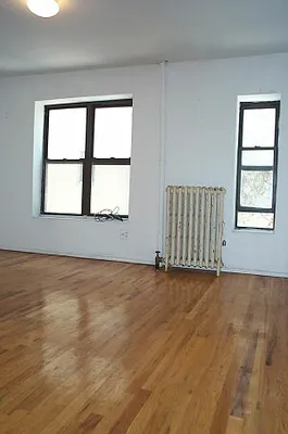 Rented by Tower Brokerage | media 41