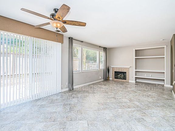 4th image of 890 Yosemite Dr