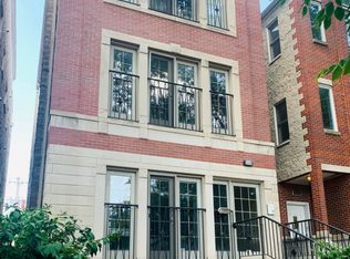3310 N Damen Ave #1, Chicago, IL 60618
