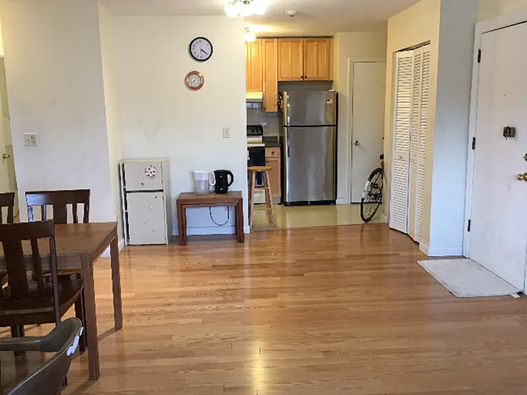18 Glencoe St #49 — Photo 2