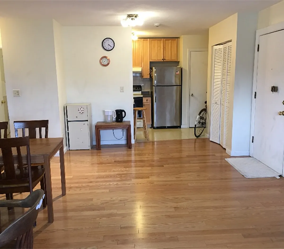 Building Photo - 18 Glencoe St #49