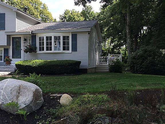 3rd image of 41 Glad Valley Dr