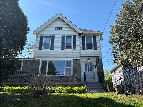 86 Conklin Ave Photo 1