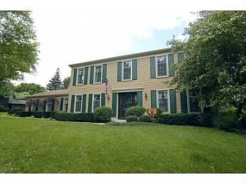912 Bedford Ln photo 1