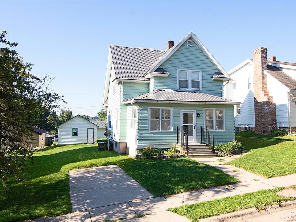 1st image of 1177 Oak St